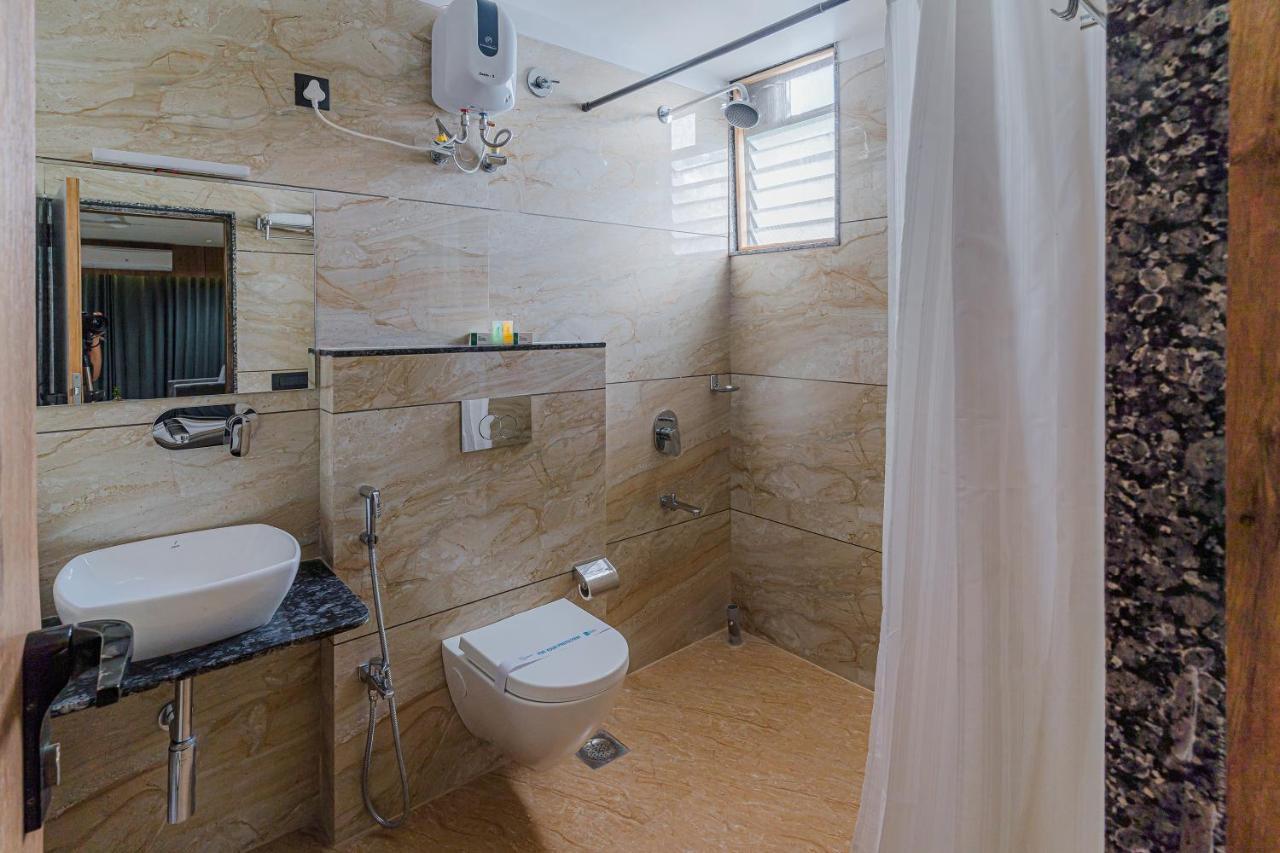 גנדהינאגר Hotel The Grand Heaven מראה חיצוני תמונה