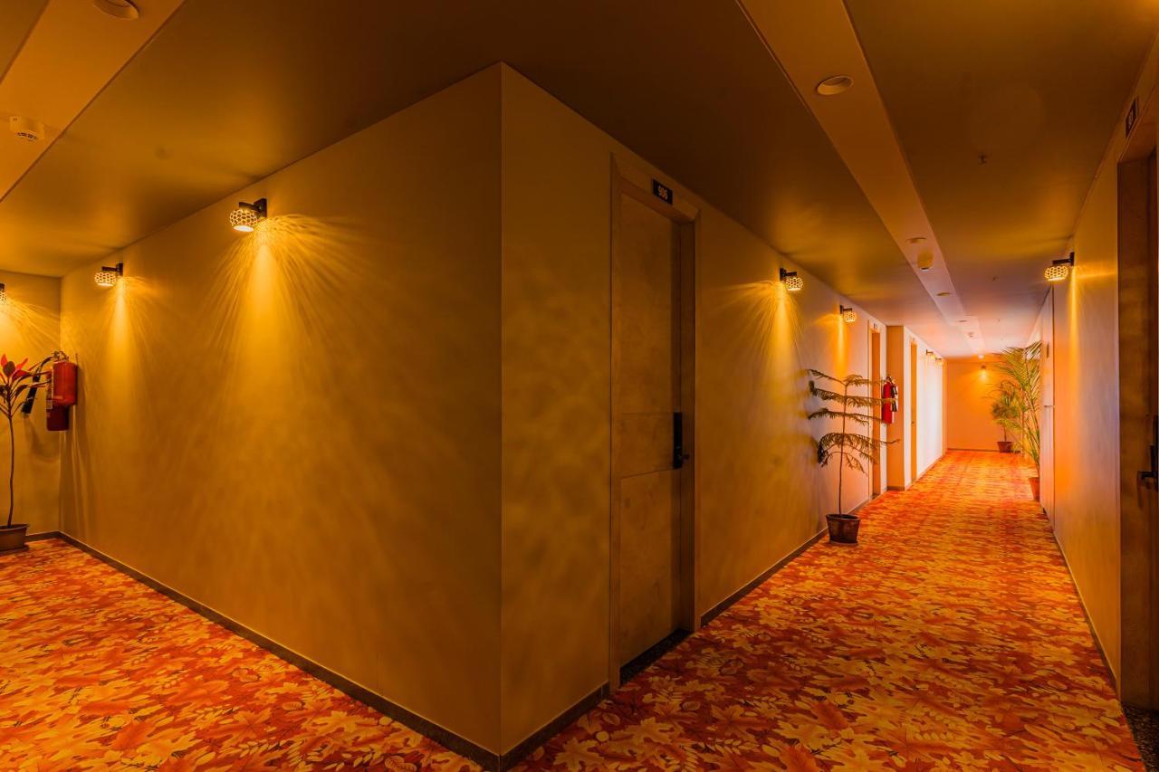 גנדהינאגר Hotel The Grand Heaven מראה חיצוני תמונה